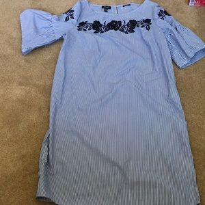 Floral stripped dress size 8